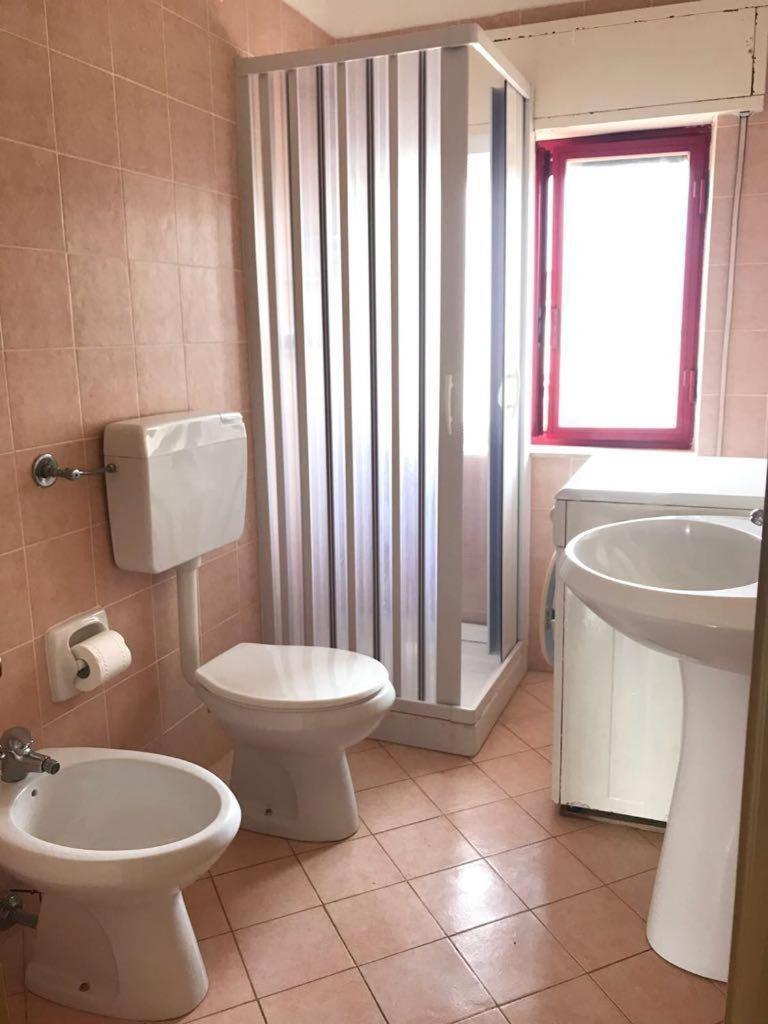 Appartamento Con Veranda Primo Piano Reitani Екстериор снимка